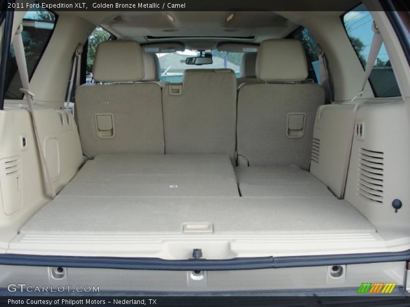  2011 Expedition XLT Trunk