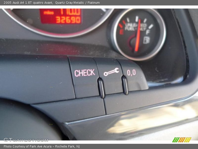 Quartz Gray Metallic / Platinum 2005 Audi A4 1.8T quattro Avant