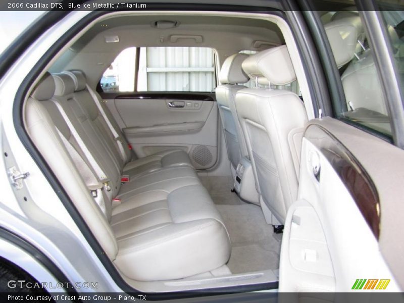 Blue Ice Metallic / Titanium 2006 Cadillac DTS