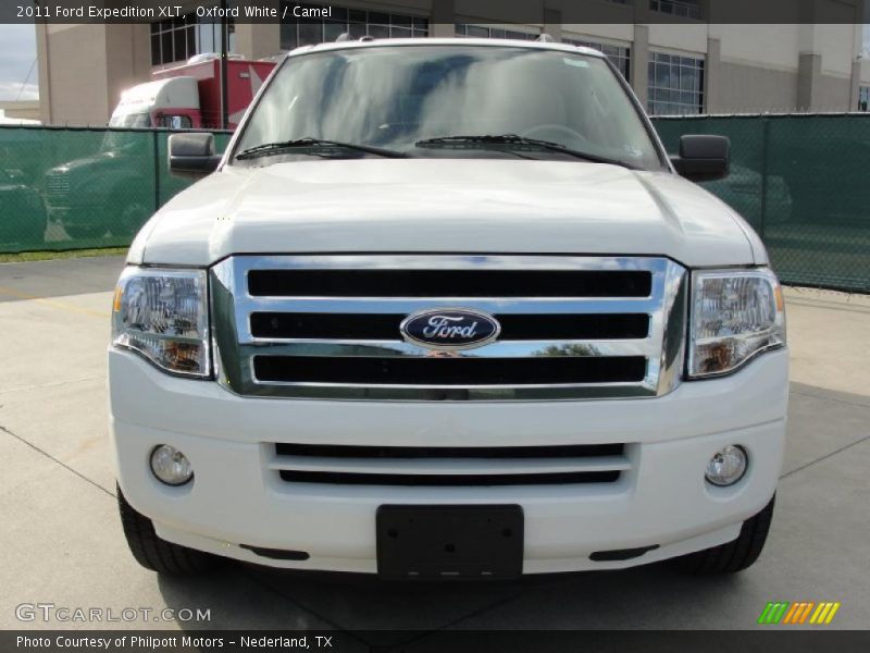 Oxford White / Camel 2011 Ford Expedition XLT