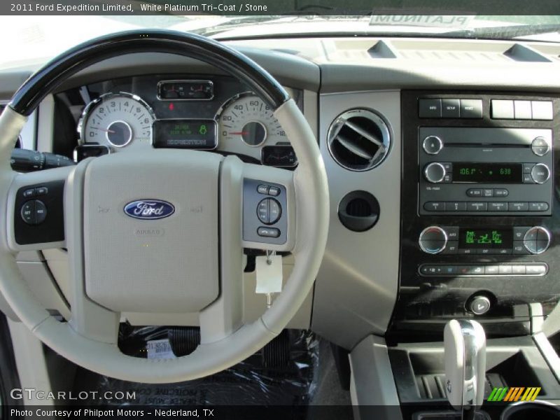 Dashboard of 2011 Expedition Limited