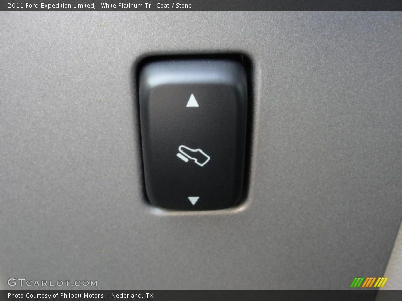 White Platinum Tri-Coat / Stone 2011 Ford Expedition Limited
