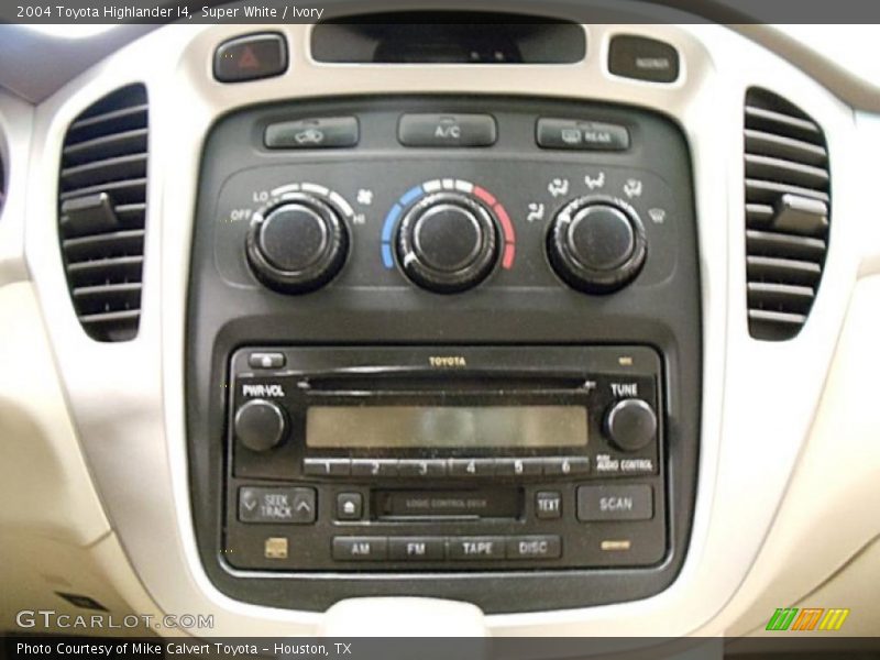 Super White / Ivory 2004 Toyota Highlander I4