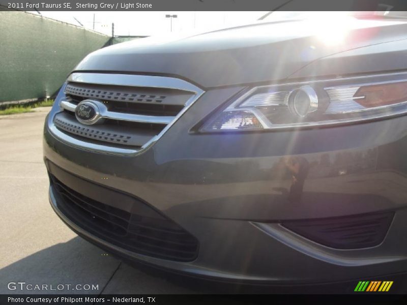 Sterling Grey / Light Stone 2011 Ford Taurus SE