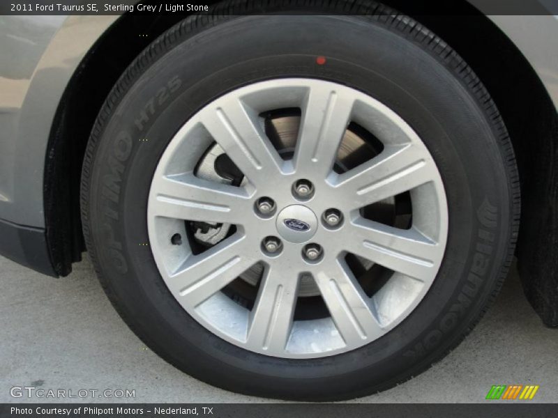  2011 Taurus SE Wheel