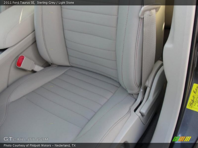 Sterling Grey / Light Stone 2011 Ford Taurus SE