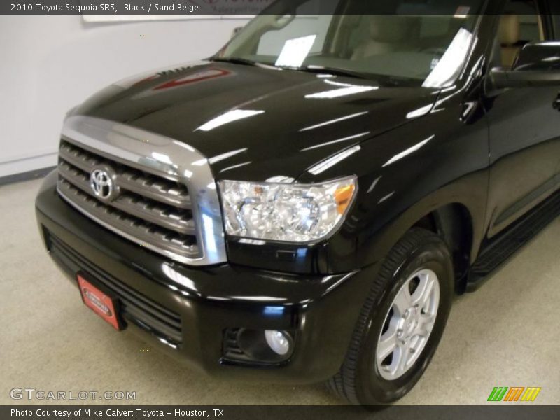 Black / Sand Beige 2010 Toyota Sequoia SR5
