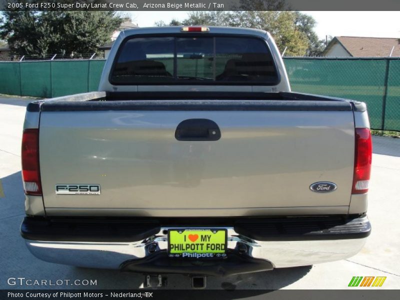 Arizona Beige Metallic / Tan 2005 Ford F250 Super Duty Lariat Crew Cab