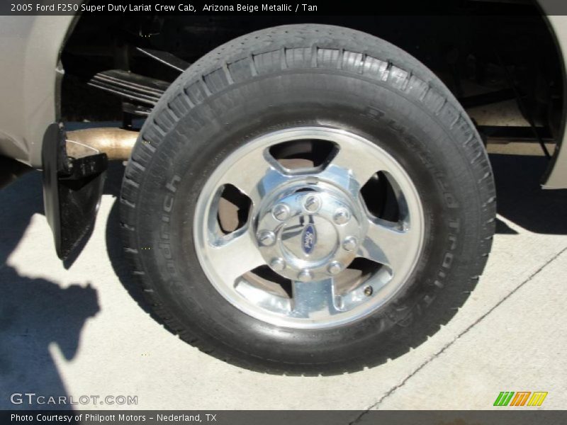 Arizona Beige Metallic / Tan 2005 Ford F250 Super Duty Lariat Crew Cab