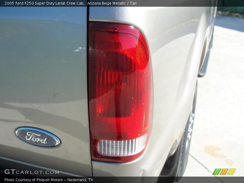 Arizona Beige Metallic / Tan 2005 Ford F250 Super Duty Lariat Crew Cab
