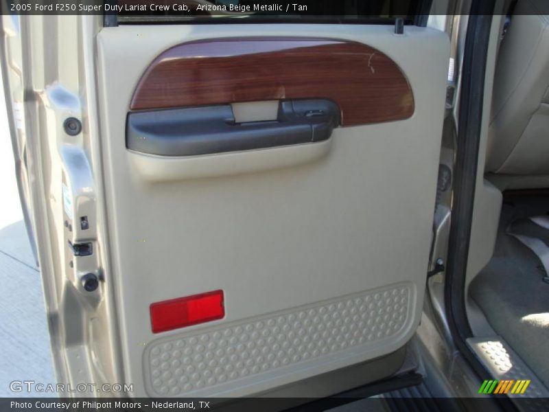 Arizona Beige Metallic / Tan 2005 Ford F250 Super Duty Lariat Crew Cab