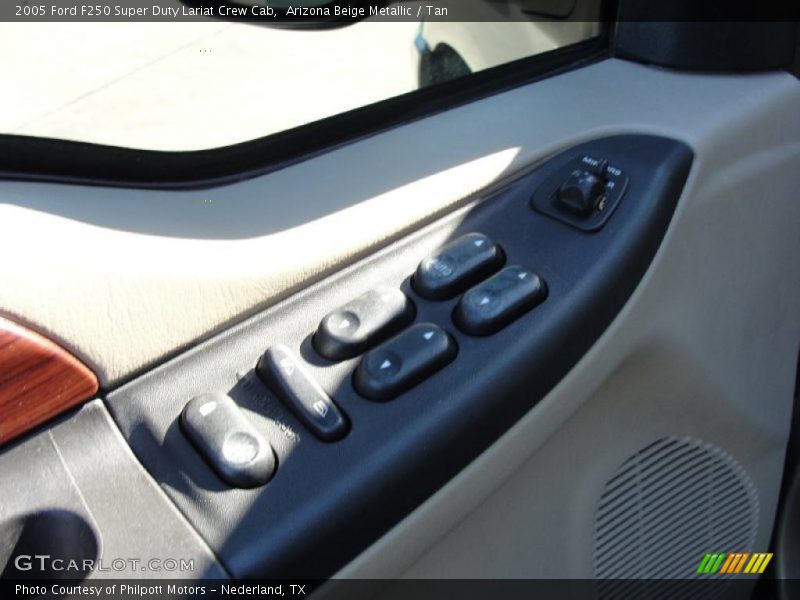 Arizona Beige Metallic / Tan 2005 Ford F250 Super Duty Lariat Crew Cab