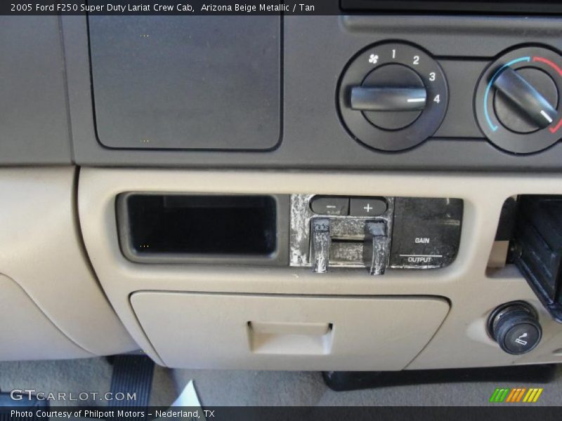 Arizona Beige Metallic / Tan 2005 Ford F250 Super Duty Lariat Crew Cab