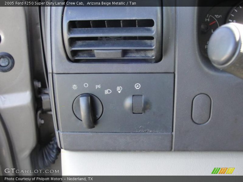 Arizona Beige Metallic / Tan 2005 Ford F250 Super Duty Lariat Crew Cab
