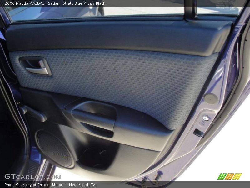 Strato Blue Mica / Black 2006 Mazda MAZDA3 i Sedan