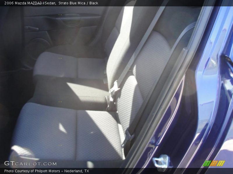 Strato Blue Mica / Black 2006 Mazda MAZDA3 i Sedan