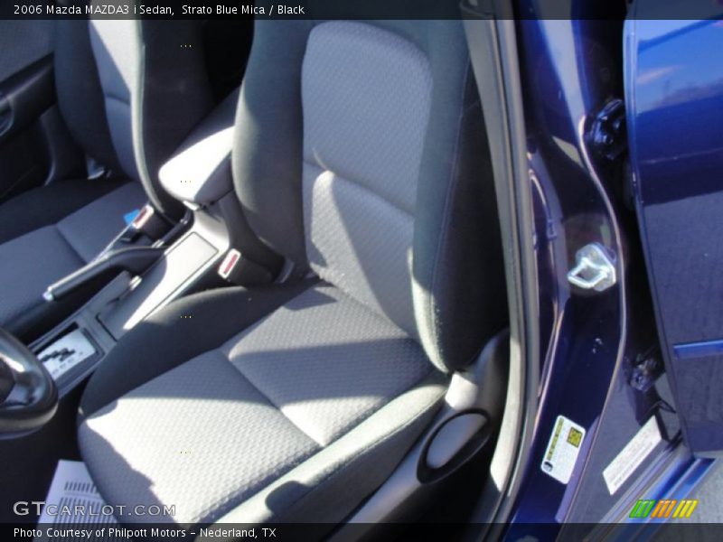 Strato Blue Mica / Black 2006 Mazda MAZDA3 i Sedan