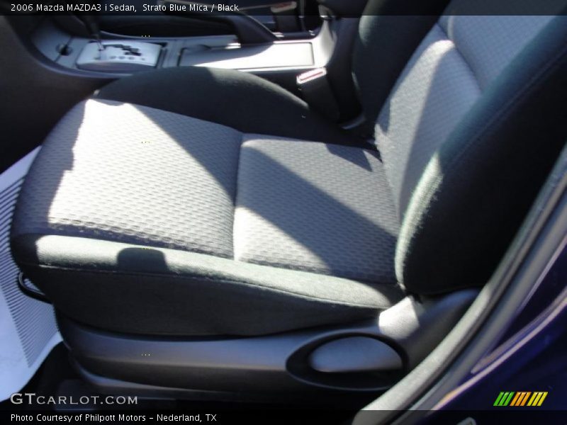 Strato Blue Mica / Black 2006 Mazda MAZDA3 i Sedan