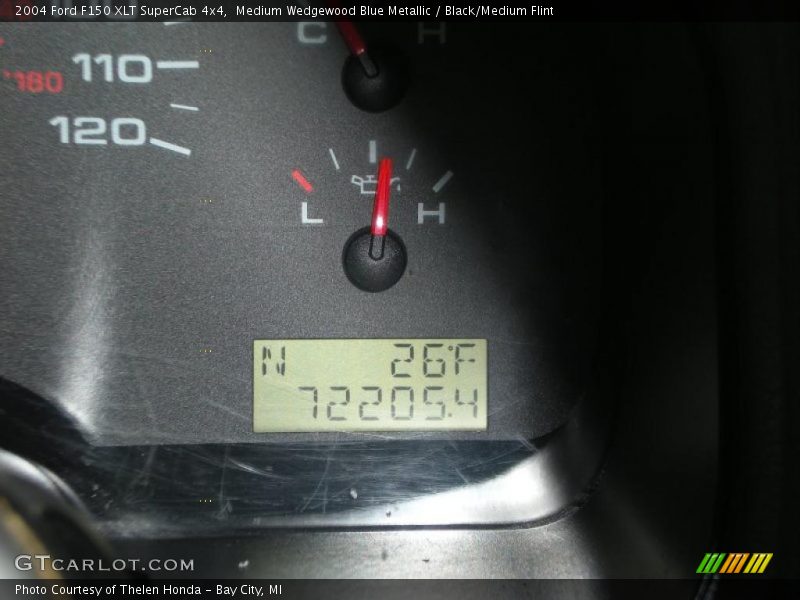 Medium Wedgewood Blue Metallic / Black/Medium Flint 2004 Ford F150 XLT SuperCab 4x4