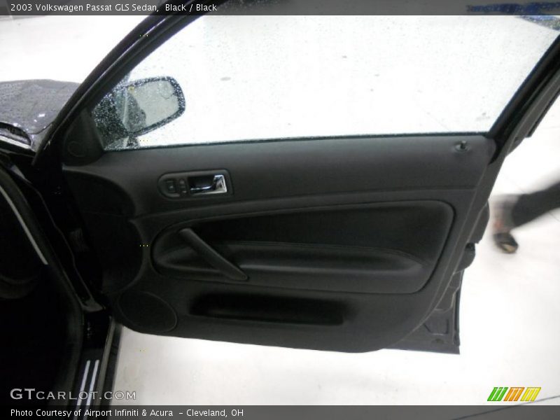 Black / Black 2003 Volkswagen Passat GLS Sedan