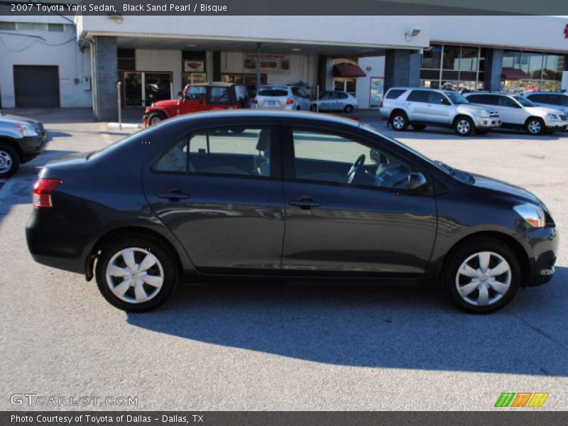 Black Sand Pearl / Bisque 2007 Toyota Yaris Sedan