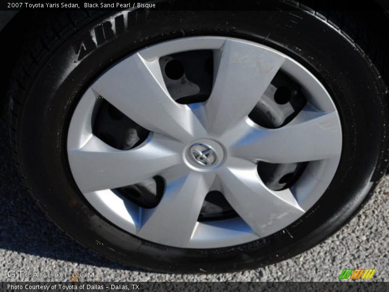 Black Sand Pearl / Bisque 2007 Toyota Yaris Sedan