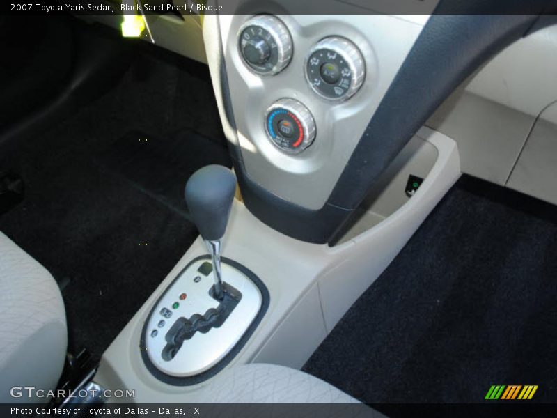 Black Sand Pearl / Bisque 2007 Toyota Yaris Sedan