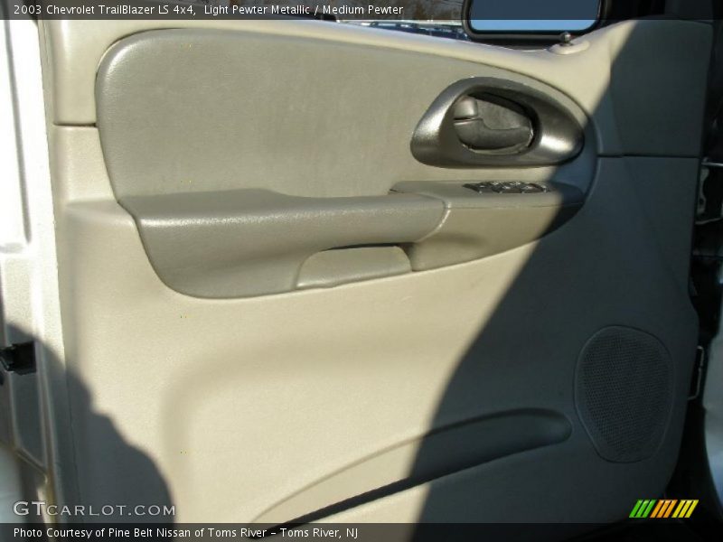 Light Pewter Metallic / Medium Pewter 2003 Chevrolet TrailBlazer LS 4x4