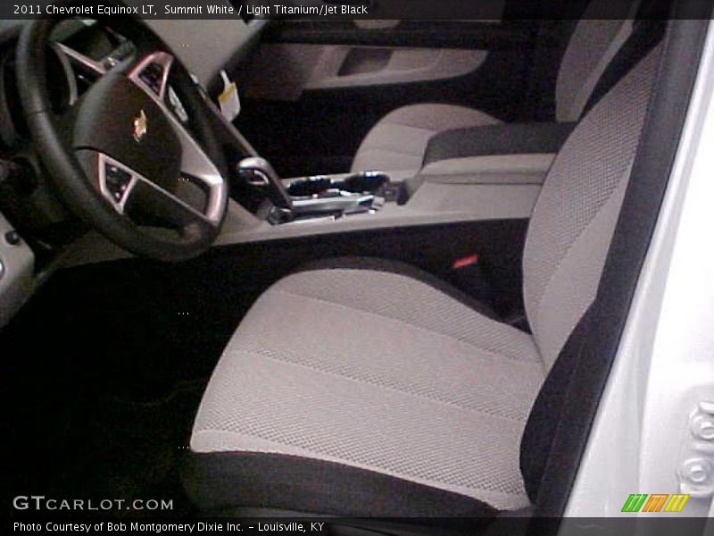 Summit White / Light Titanium/Jet Black 2011 Chevrolet Equinox LT