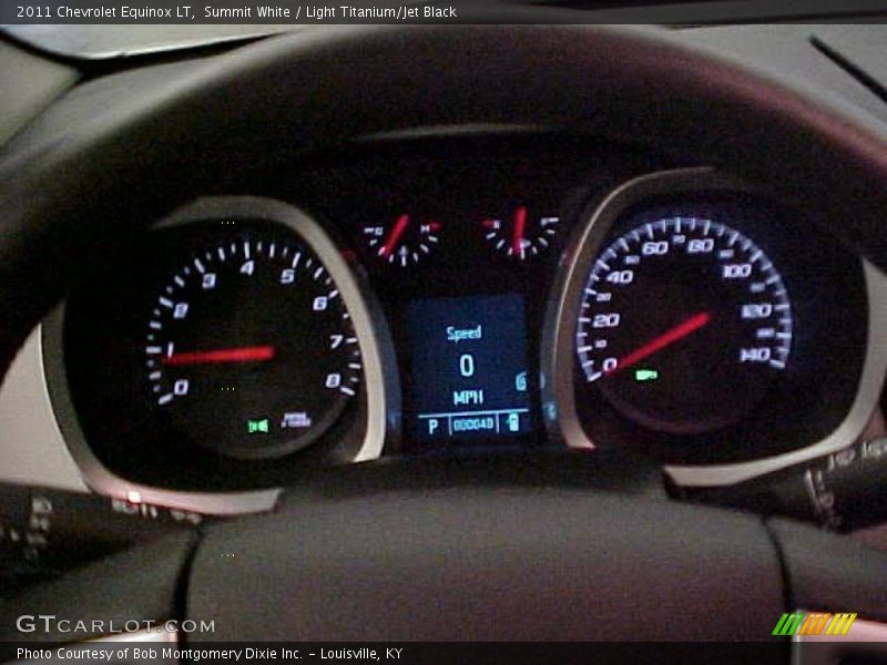 Summit White / Light Titanium/Jet Black 2011 Chevrolet Equinox LT
