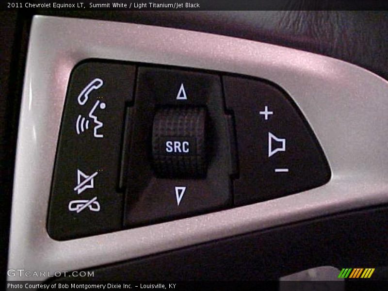 Summit White / Light Titanium/Jet Black 2011 Chevrolet Equinox LT