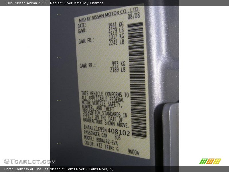 Radiant Silver Metallic / Charcoal 2009 Nissan Altima 2.5 S