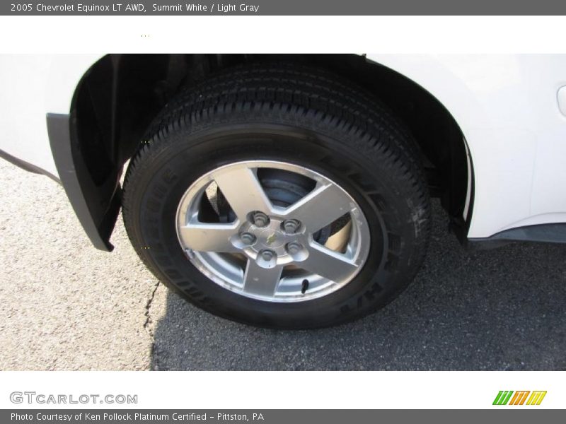 Summit White / Light Gray 2005 Chevrolet Equinox LT AWD