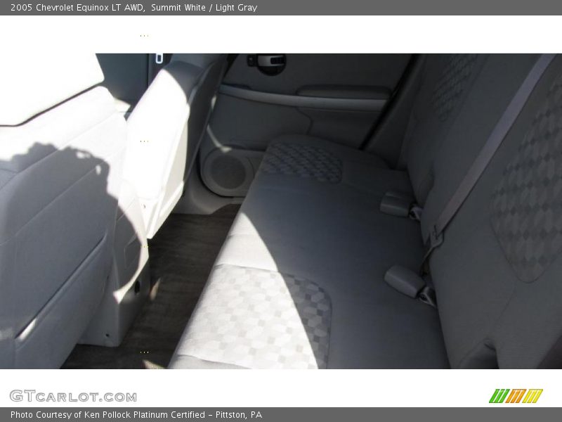Summit White / Light Gray 2005 Chevrolet Equinox LT AWD