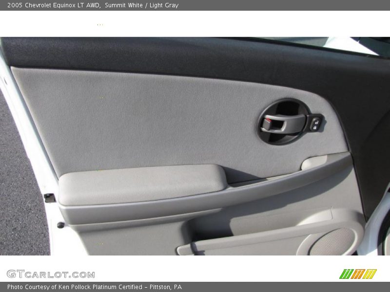 Summit White / Light Gray 2005 Chevrolet Equinox LT AWD