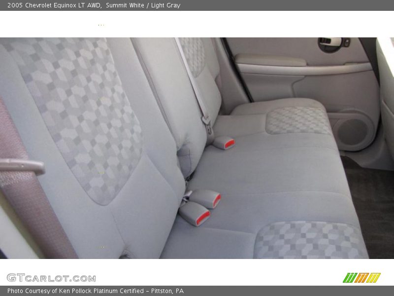 Summit White / Light Gray 2005 Chevrolet Equinox LT AWD