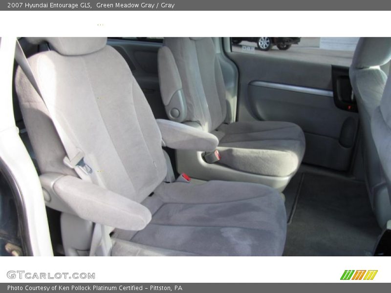 Green Meadow Gray / Gray 2007 Hyundai Entourage GLS