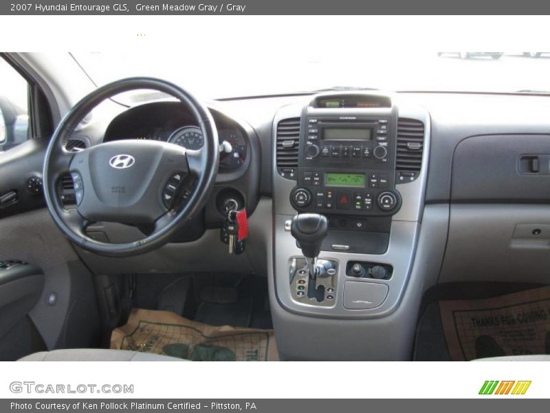 Green Meadow Gray / Gray 2007 Hyundai Entourage GLS