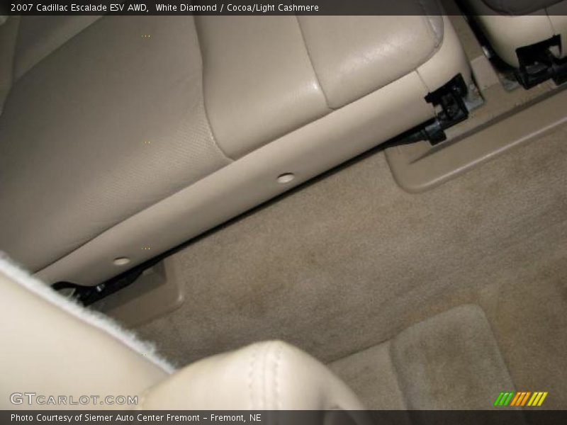 White Diamond / Cocoa/Light Cashmere 2007 Cadillac Escalade ESV AWD