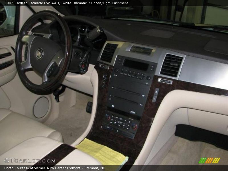 White Diamond / Cocoa/Light Cashmere 2007 Cadillac Escalade ESV AWD