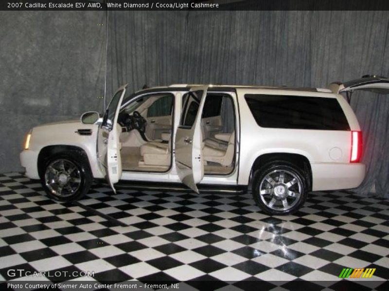 White Diamond / Cocoa/Light Cashmere 2007 Cadillac Escalade ESV AWD