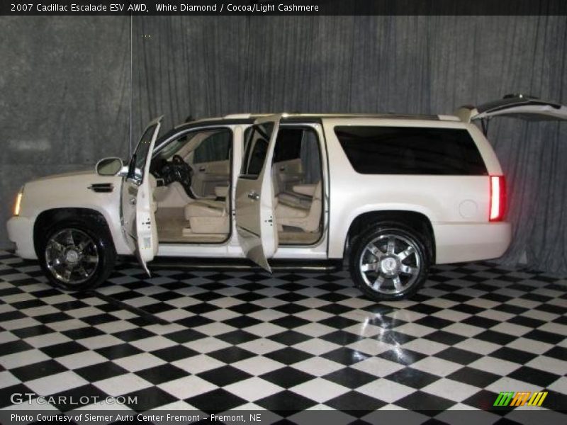 White Diamond / Cocoa/Light Cashmere 2007 Cadillac Escalade ESV AWD