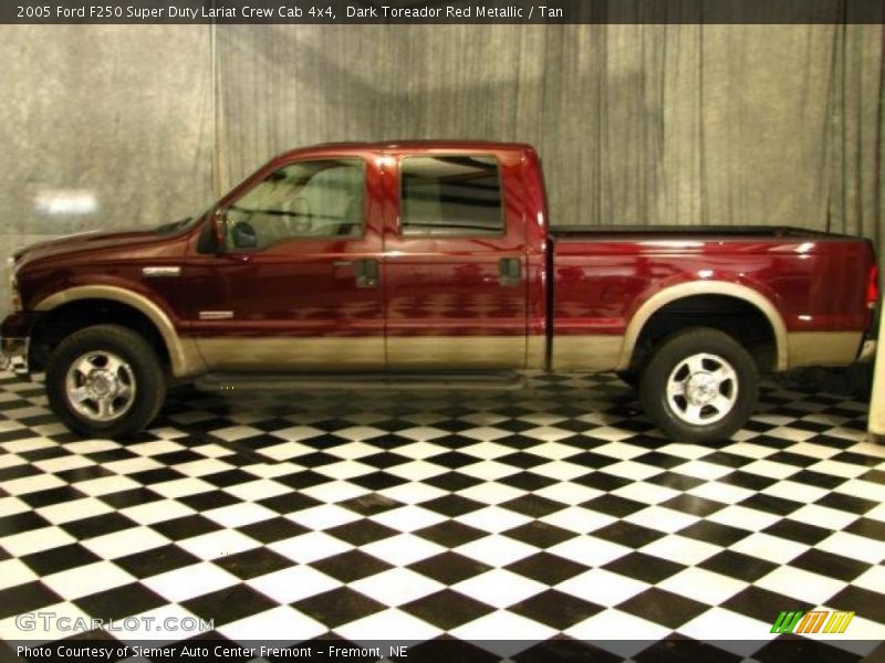 Dark Toreador Red Metallic / Tan 2005 Ford F250 Super Duty Lariat Crew Cab 4x4