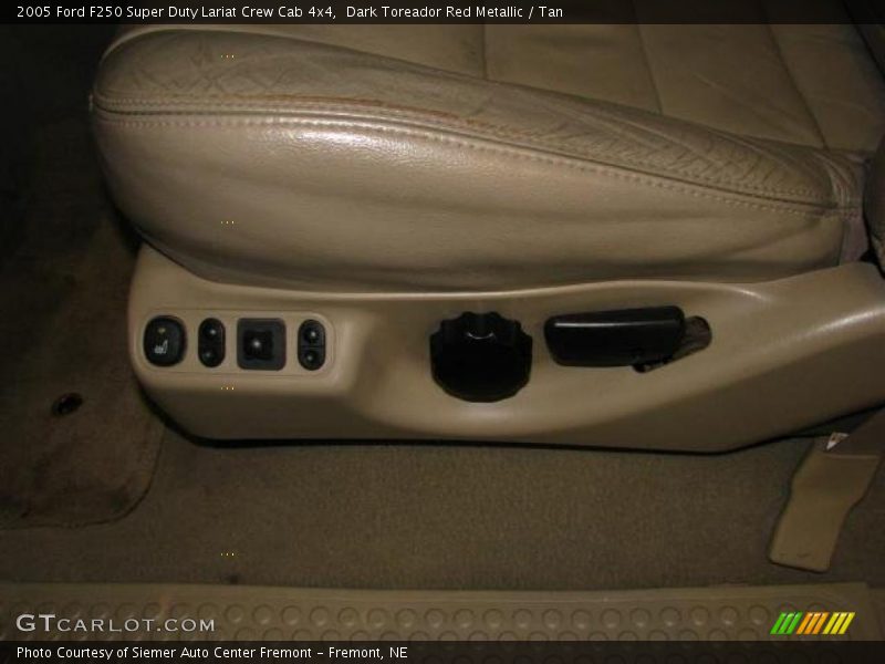 Dark Toreador Red Metallic / Tan 2005 Ford F250 Super Duty Lariat Crew Cab 4x4