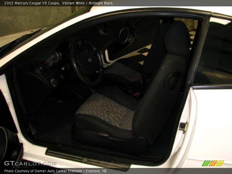Vibrant White / Midnight Black 2002 Mercury Cougar V6 Coupe