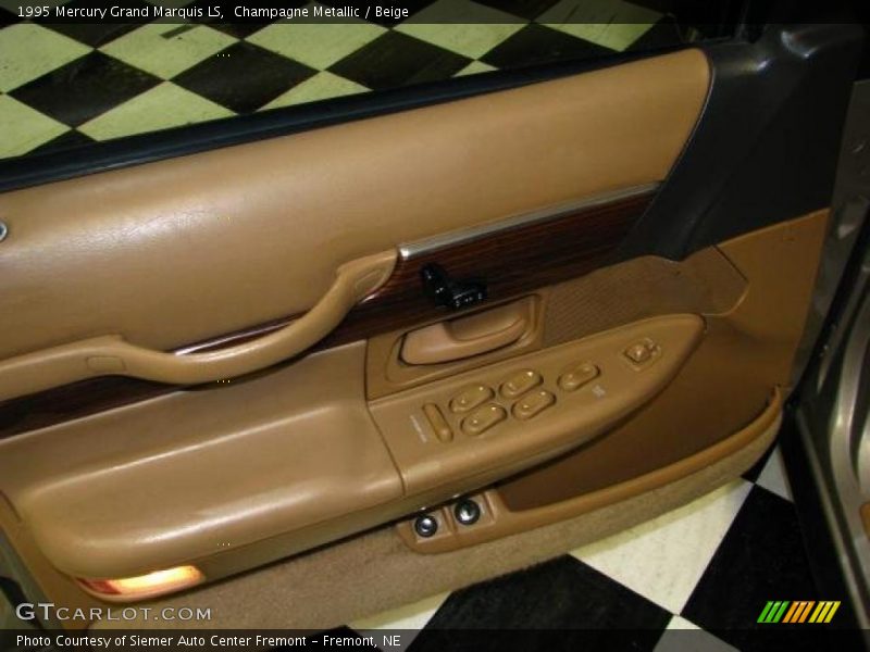 Champagne Metallic / Beige 1995 Mercury Grand Marquis LS