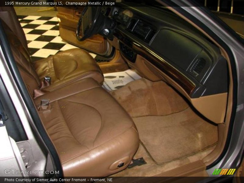 Champagne Metallic / Beige 1995 Mercury Grand Marquis LS