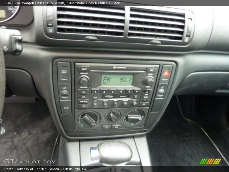 Silverstone Grey Metallic / Black 2003 Volkswagen Passat GLS Sedan