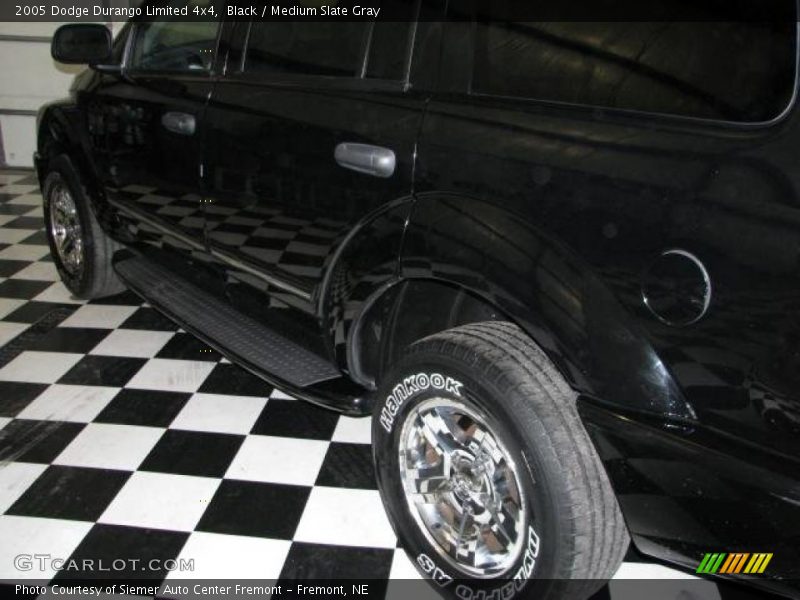Black / Medium Slate Gray 2005 Dodge Durango Limited 4x4