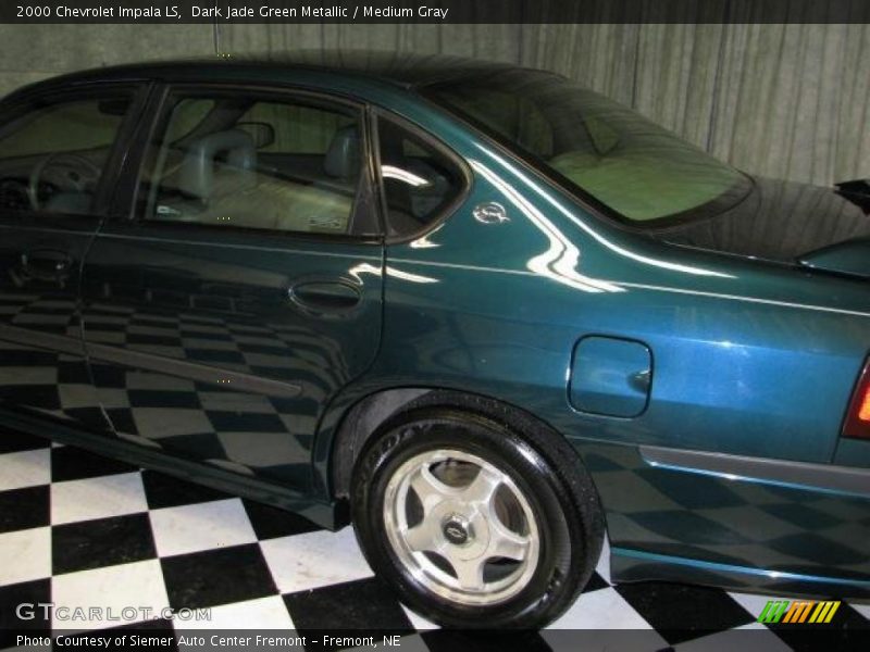 Dark Jade Green Metallic / Medium Gray 2000 Chevrolet Impala LS